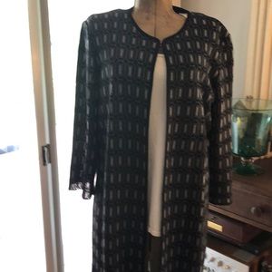 Vintage vibe yet classy silver and black